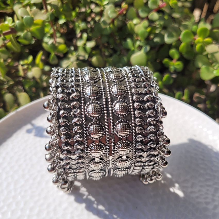 Fabnaari Oxidised Silver Bracelet Price in India Buy Fabnaari