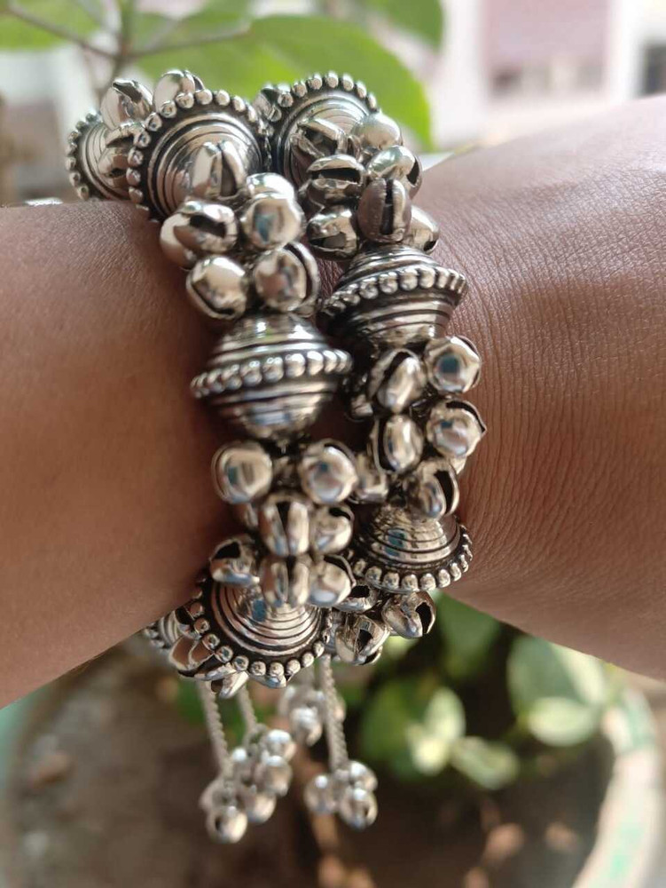 SHBEAUTYZONE Oxidised Silver Bracelet Set Price in India Buy