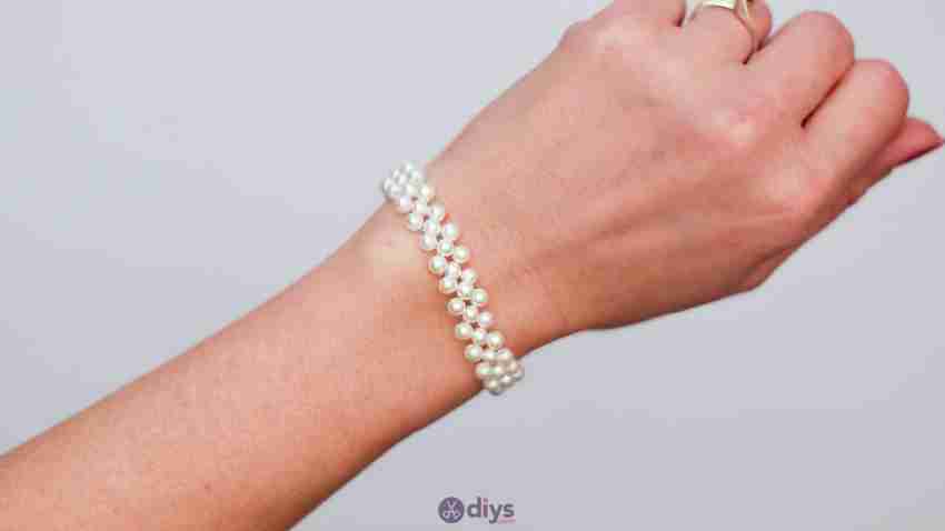 Shahina Jewelers Mother Of Pearl Pearl Bracelet