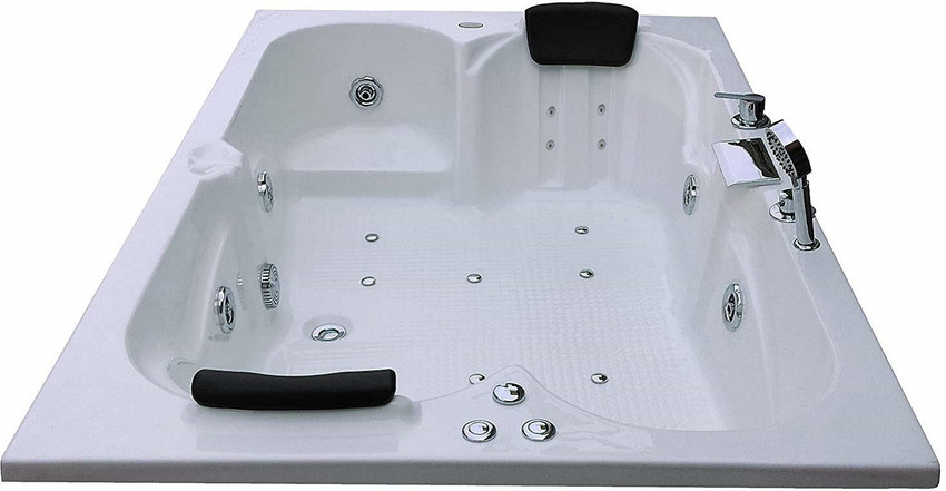 Bathtub clearance 6 feet