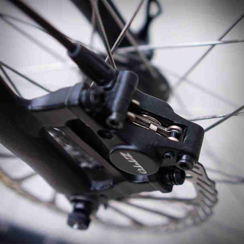 Hydraulic disk brakes road outlet bike