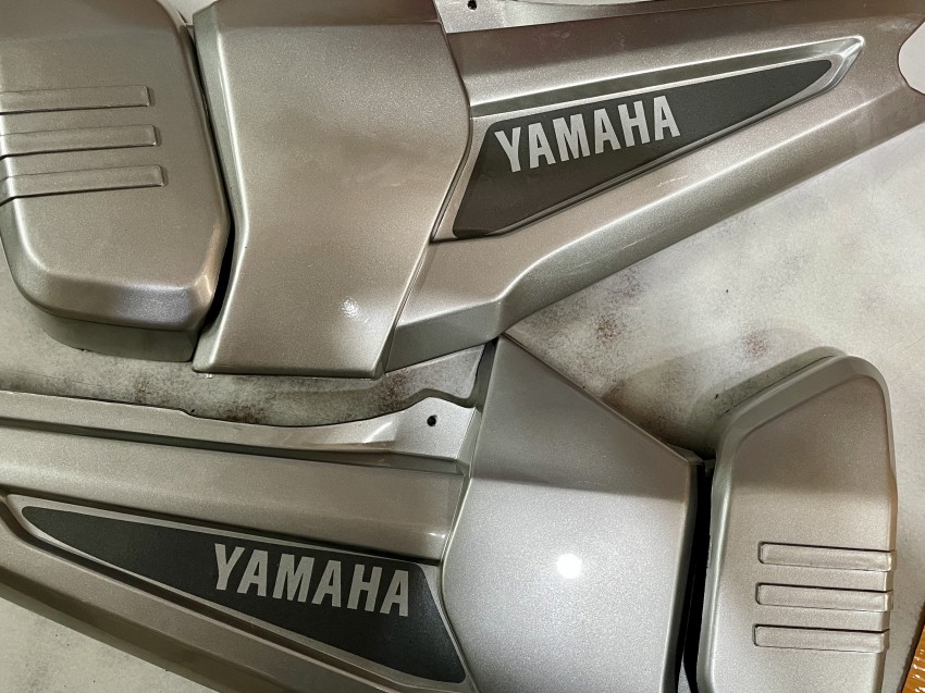 Yamaha fz v1 tank deals side cover price