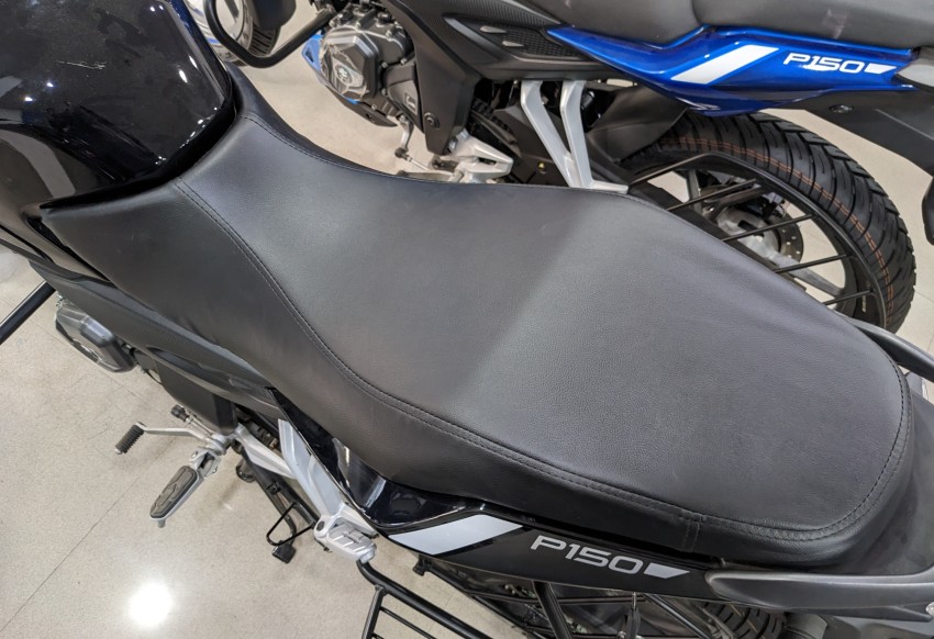 Pulsar 150 discount seat cover price