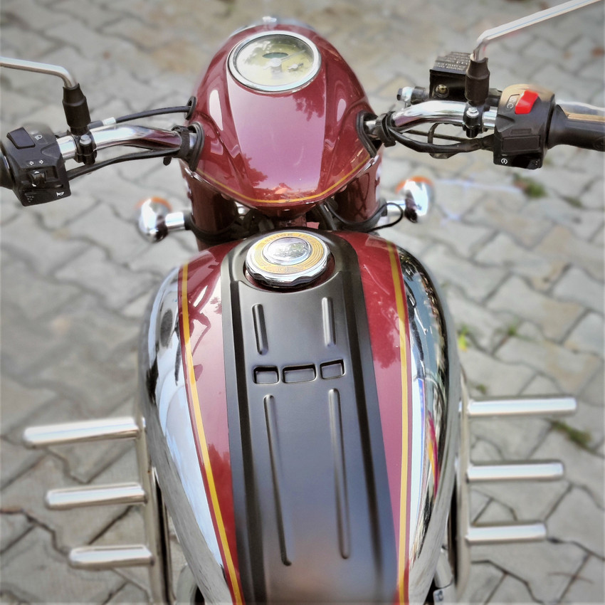Jawa 42 on sale spare parts online