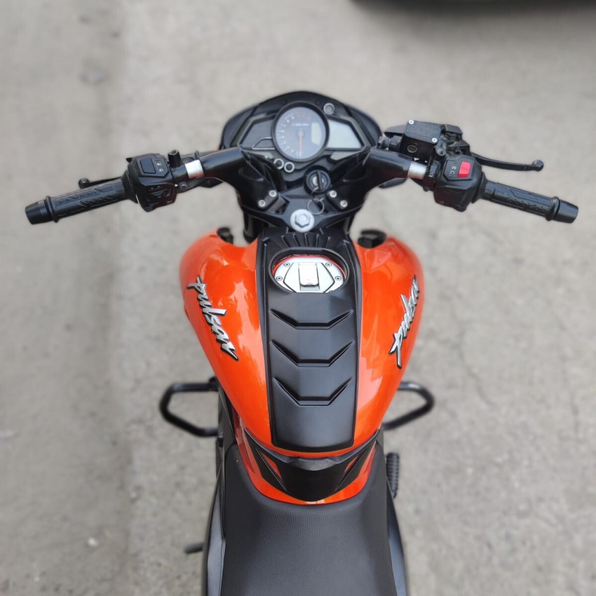 Pulsar 160 ns tank cover online