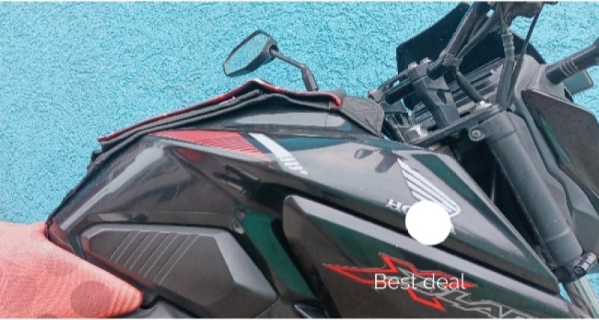 MAGGIC 0003 HONDA X BLADE BIKE TANK BAG Strap Honda X Blade Unicorn Hunk Bike Tank Cover Price in India Buy MAGGIC 0003 HONDA X BLADE BIKE TANK BAG Strap Honda X Blade