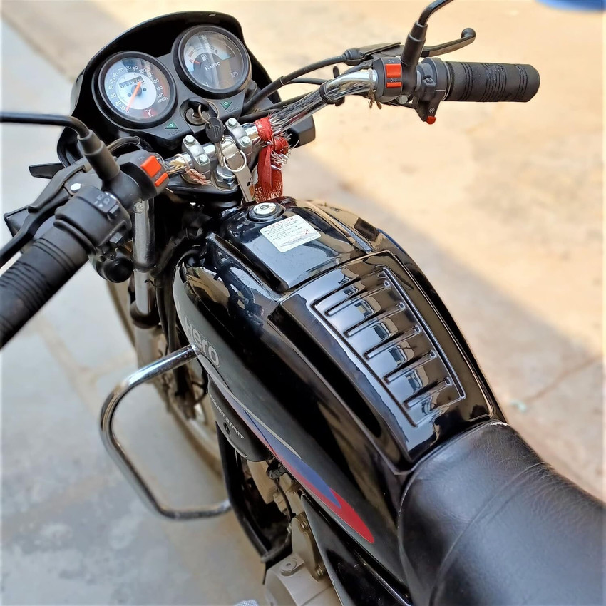 Hero splendor hot sale plus tank cover