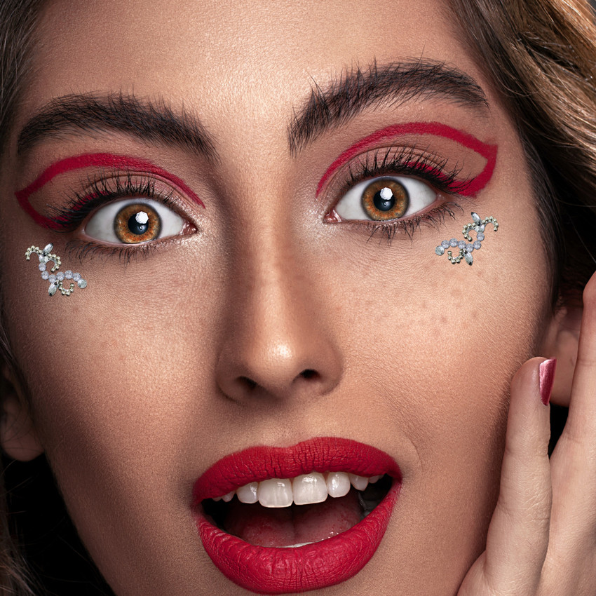 Red face gems deals