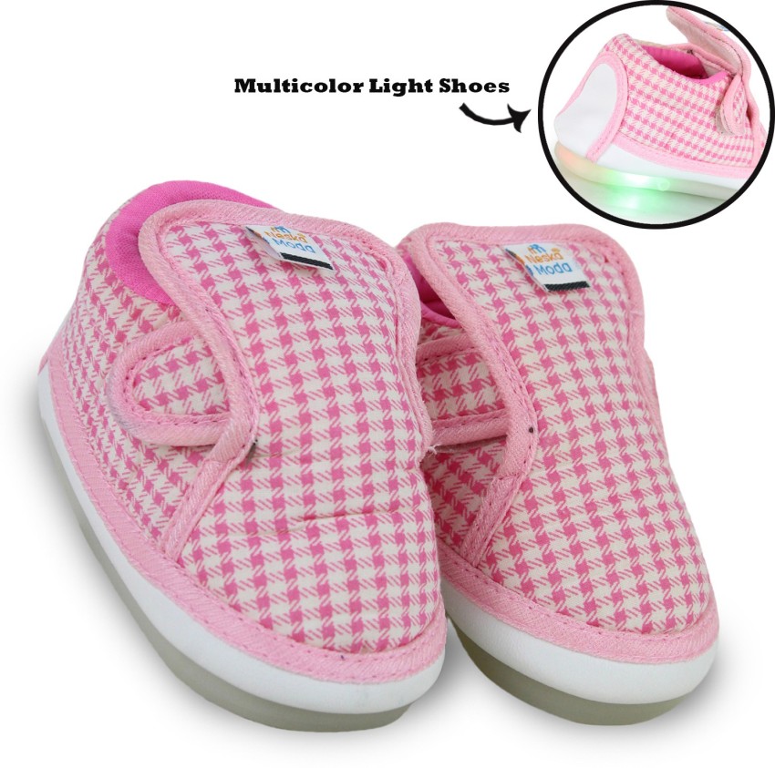 Baby shoes in on sale flipkart