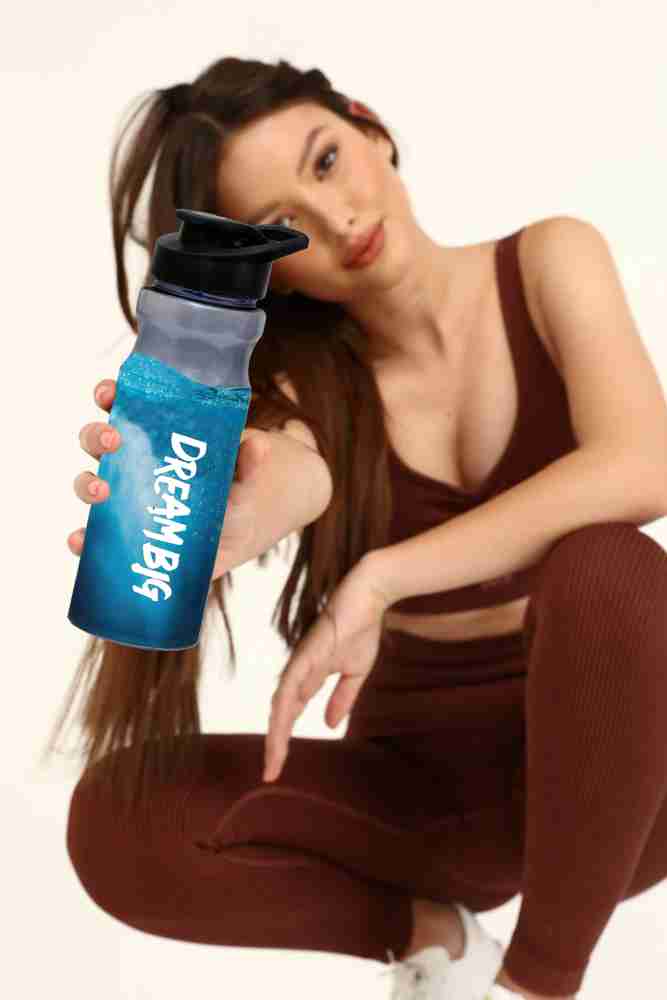 https://rukminim2.flixcart.com/image/850/1000/xif0q/bottle/g/h/u/600-amazing-combo-of-gym-shaker-bottle-with-mini-hand-gripper-original-imagmputgspftjbg.jpeg?q=20