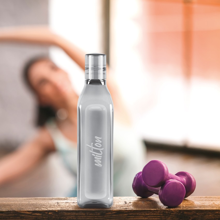 https://rukminim2.flixcart.com/image/850/1000/xif0q/bottle/h/l/8/1000-prive-pet-water-bottle-1-litre-grey-1-cpetpbt130grey0001-original-imagpyyz9afvjznf.jpeg?q=90