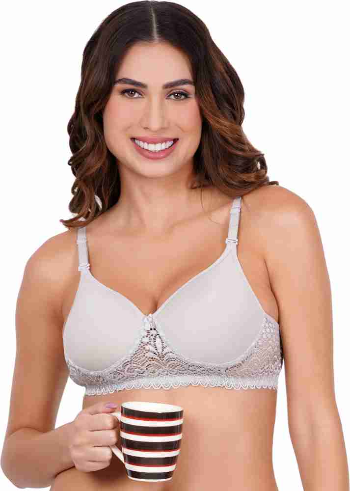 Blackme Seamless Molded Women Bralette Lightly Padded Bra - Buy Blackme  Seamless Molded Women Bralette Lightly Padded Bra Online at Best Prices in  India