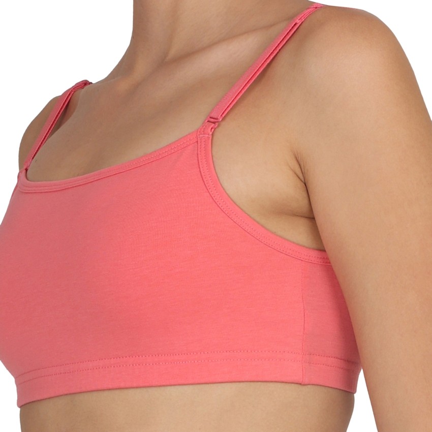 pooja ragenee Women Sports Non Padded Bra