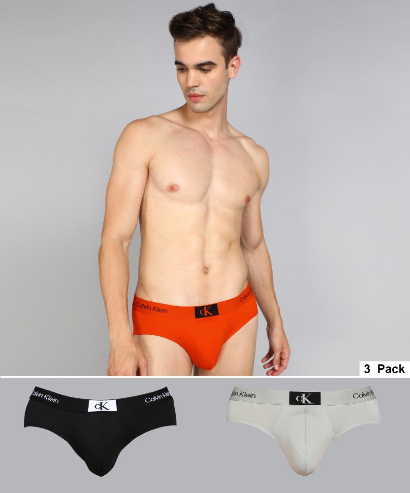 https://rukminim2.flixcart.com/image/850/1000/xif0q/brief/f/d/d/m-3-nb3531ak0-calvin-klein-underwear-original-imagznrg77ntfkte.jpeg?q=90&crop=false