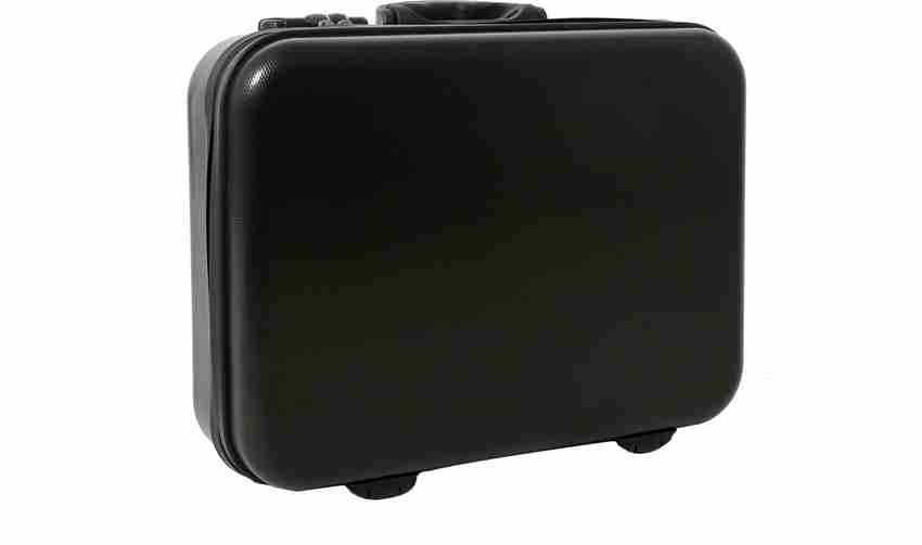 Briefcase online best sale flipkart