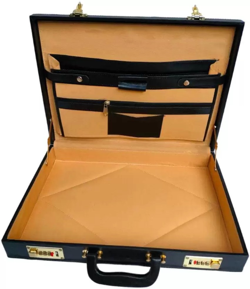 flipkart briefcase