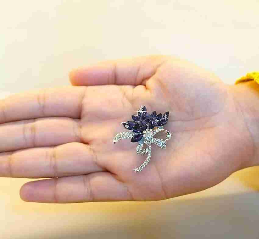 Small brooch deals
