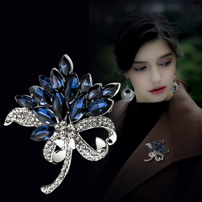 Large brooches for dresses store
