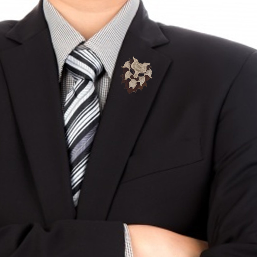 GLNRM Wooden Lion Shape Brooch pin for Men Boys Girls for Party