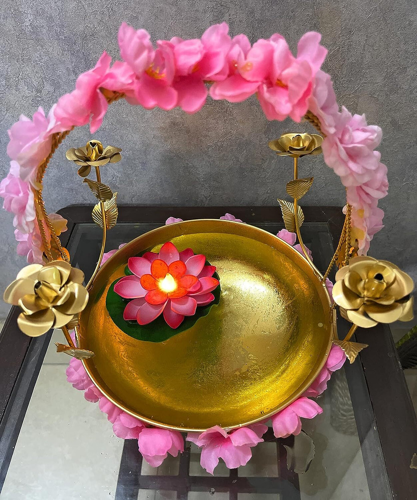 AGAAS ENTERPRISES Metal Basket with Decorative Multipurpose Basket