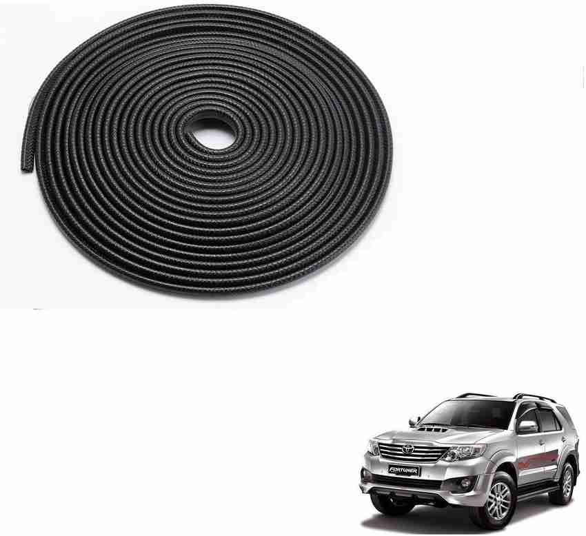 Fortuner bonnet shop guard