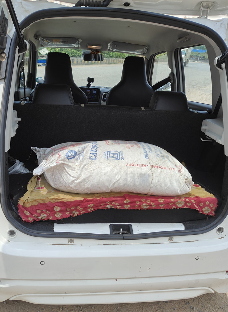 Wagon r clearance lxi parcel tray