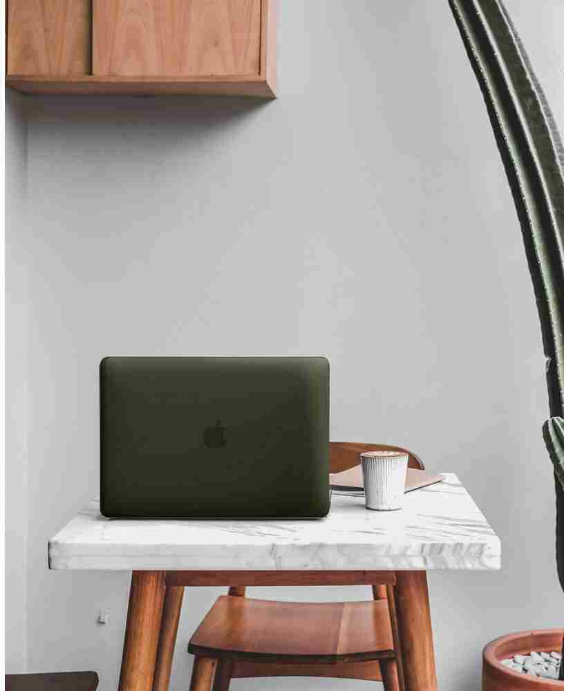 Olive green macbook deals pro case