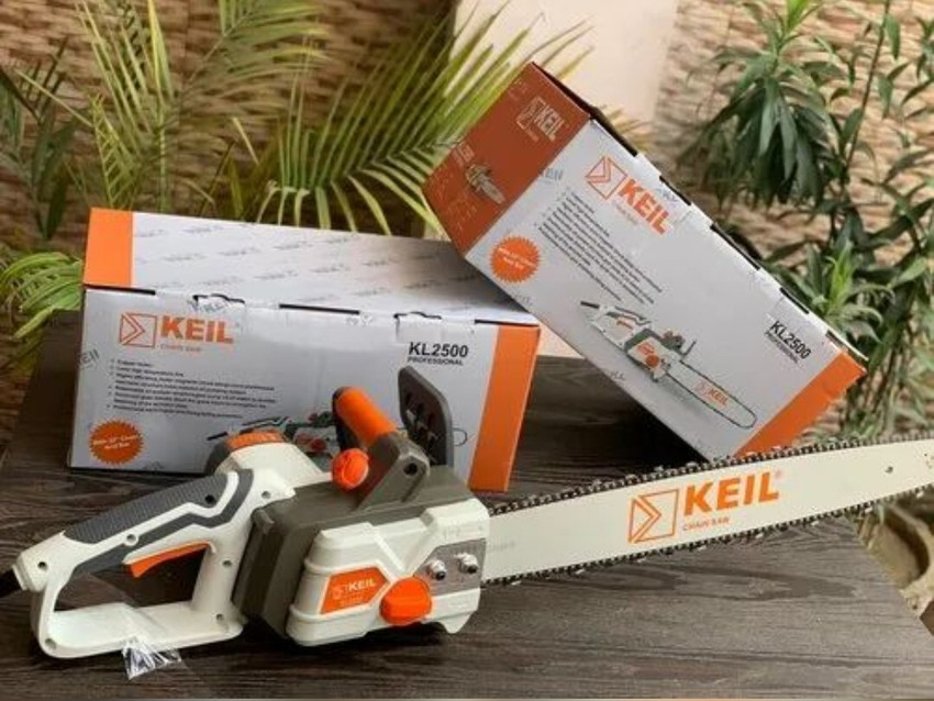 Electric shop powered chainsaw