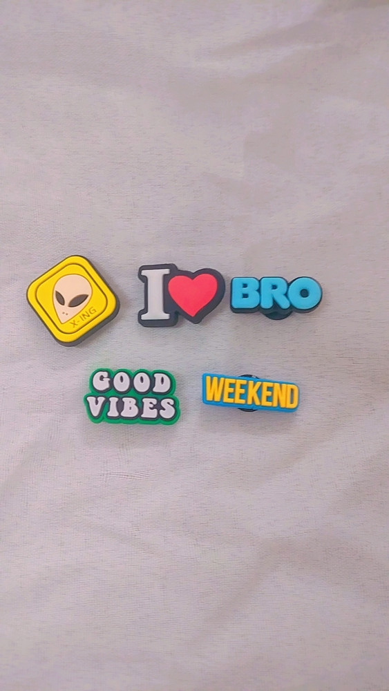 Good vibes on sale jibbitz