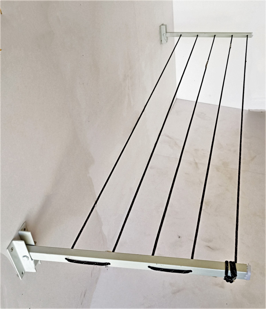 Cloth drying wall stand outlet