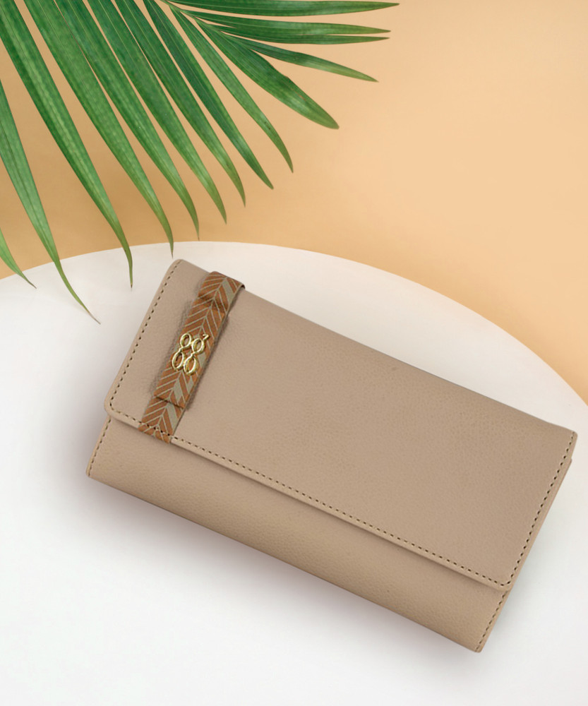 Flipkart baggit clutch store