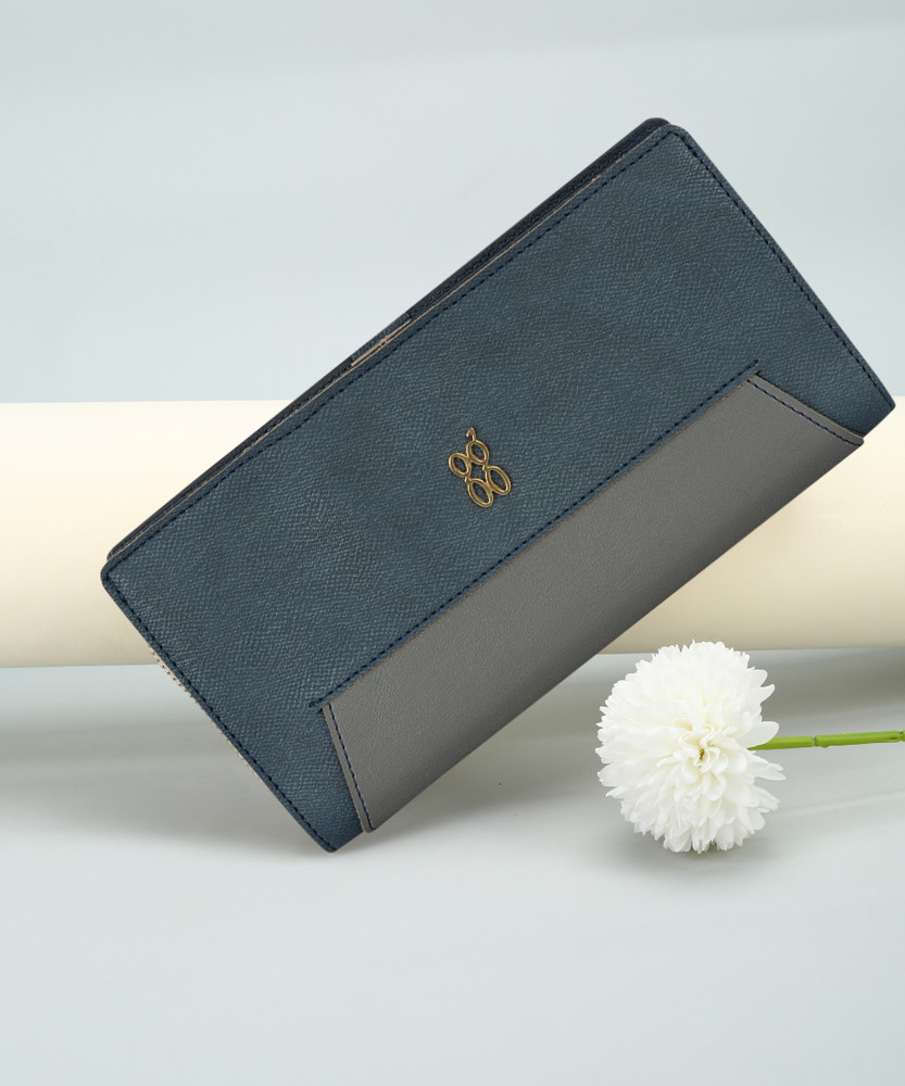 Flipkart baggit clutch sale