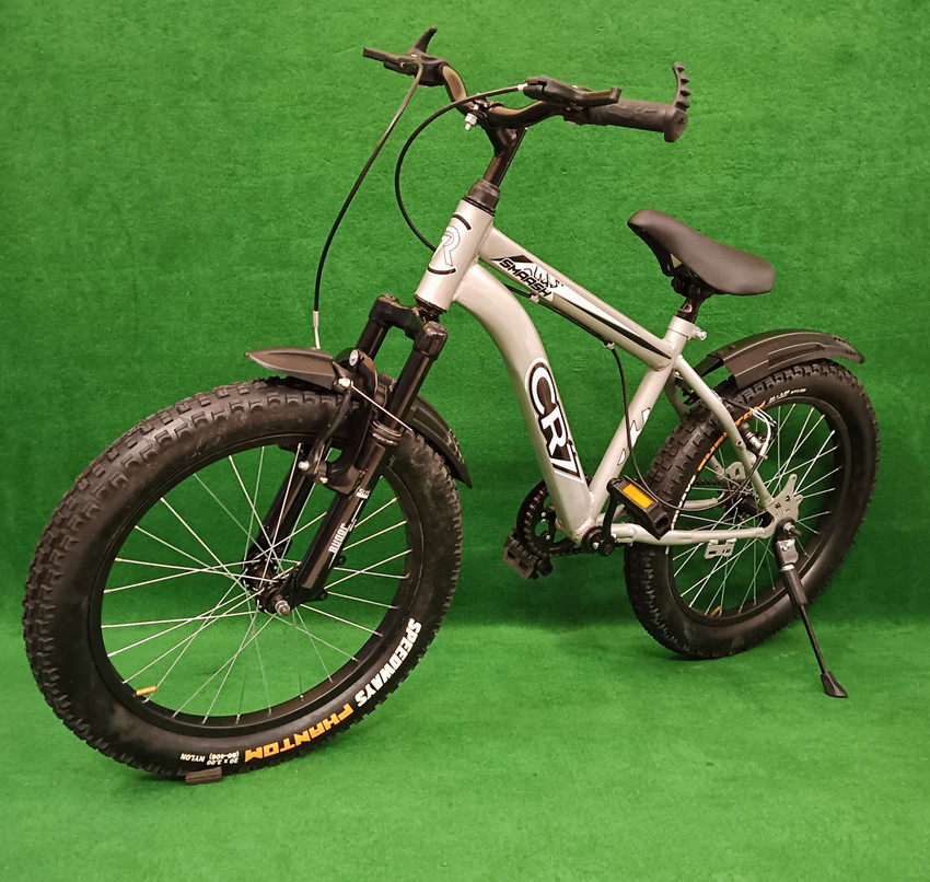 Junior fat hotsell bike