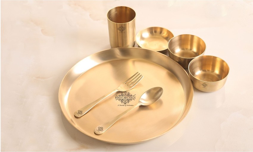 IndianArtVilla Brass Brass 7 Pieces Dinner Set in Matt Finish