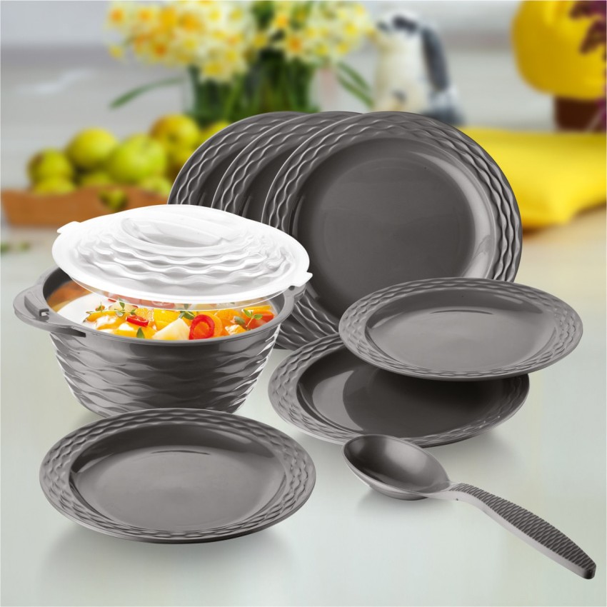 https://rukminim2.flixcart.com/image/850/1000/xif0q/dinner-set/u/h/l/yes-9-utc-brook-design-plastic-bowls-microwave-safe-breakfast-original-imagkfheb83cydrr.jpeg?q=90