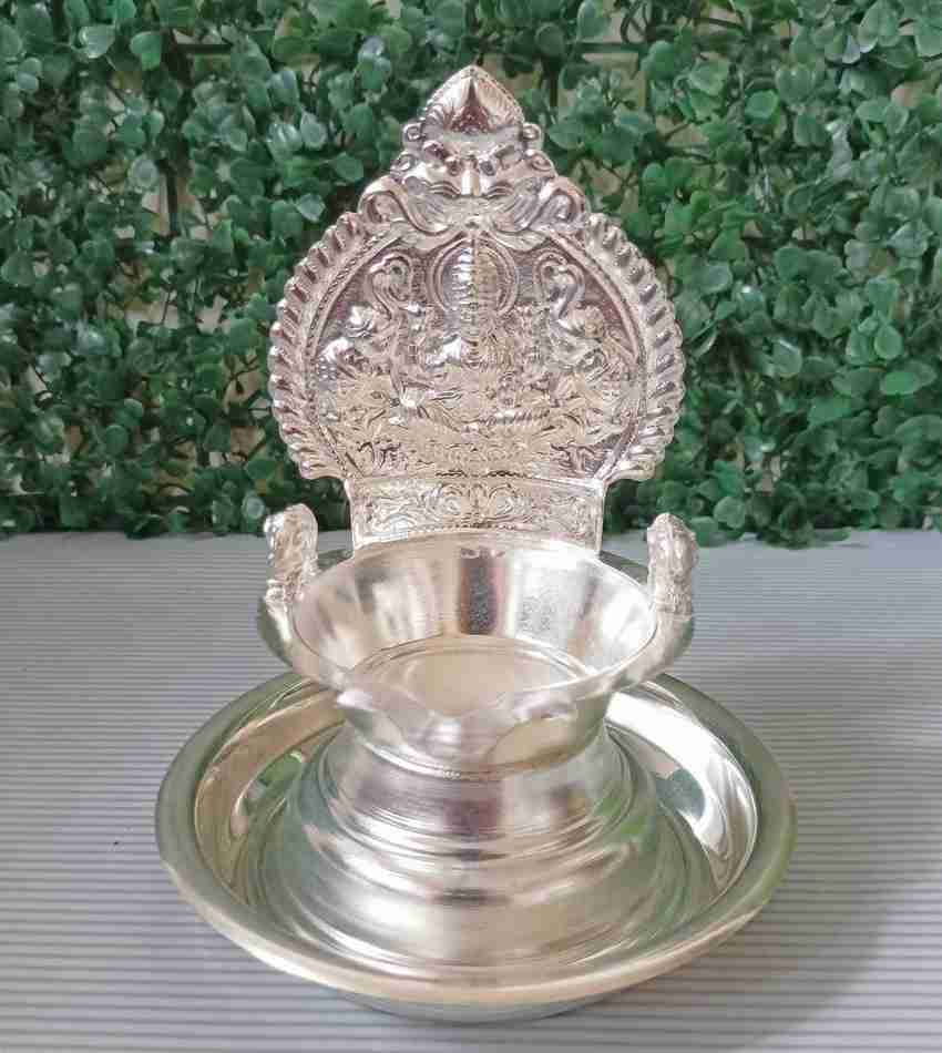 Silver kamatchi vilakku best sale price in grt