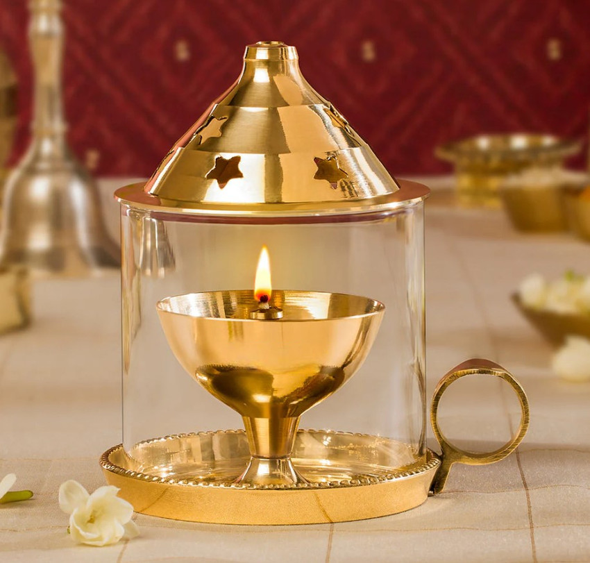 True Decor 6 Inch Brass Diya For Puja Deepak Pooja Vilakku Brass Table Diya Price in India Buy True Decor 6 Inch Brass Diya For Puja Deepak Pooja Vilakku Brass Table