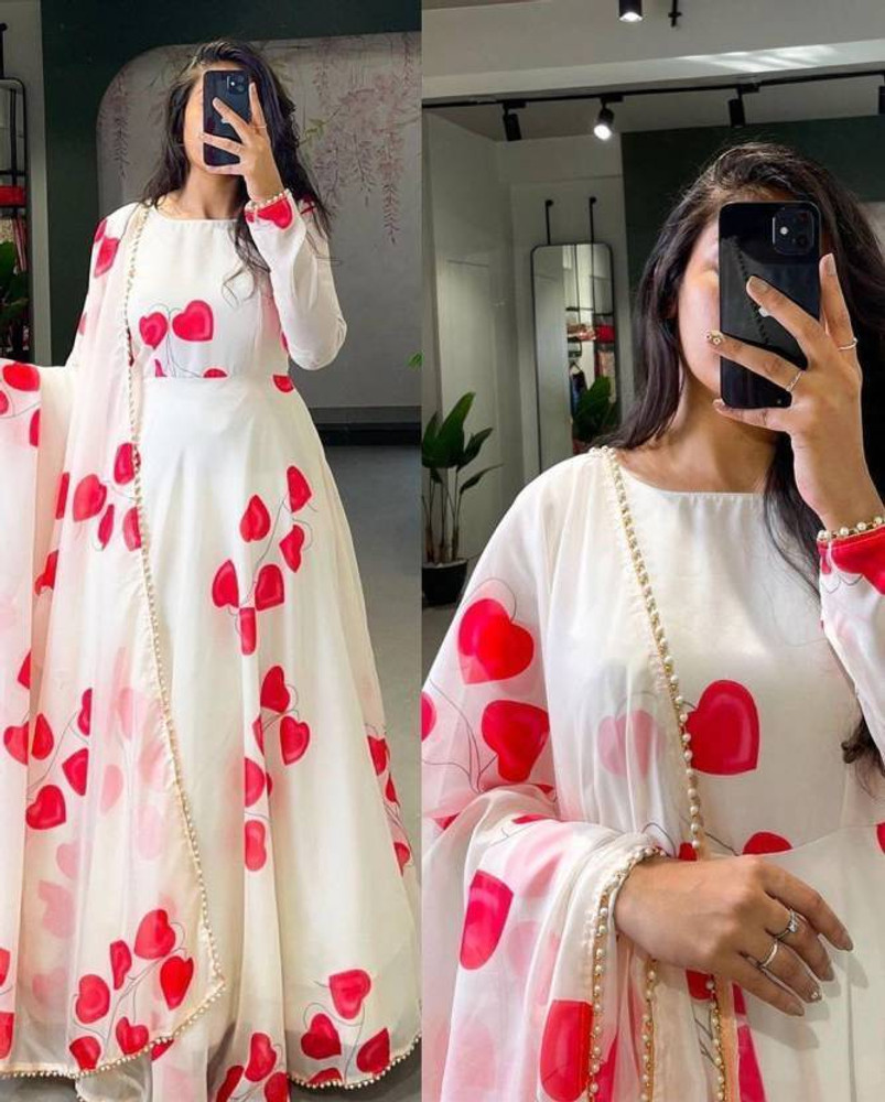 Red dress boutique white dress deals