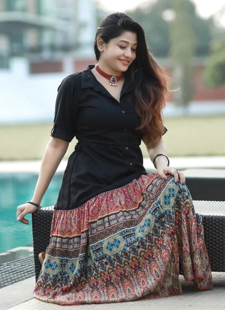 Fit and on sale flare long skirt