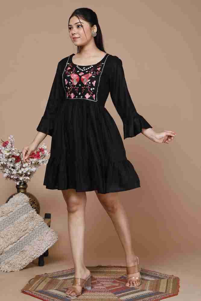 Black colour short frock sales design
