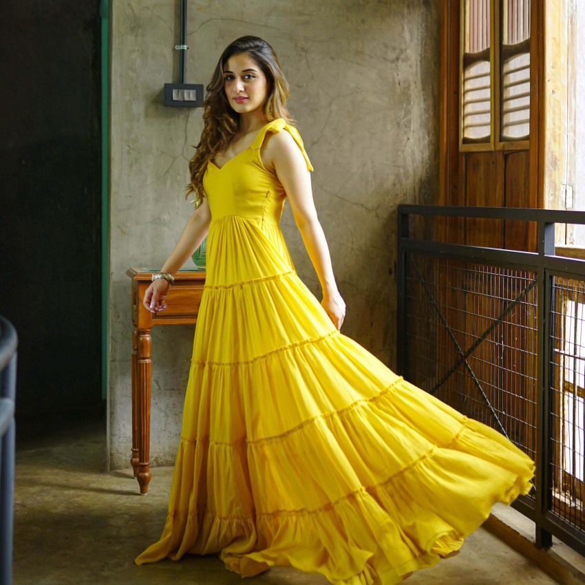 Golden yellow outlet gown