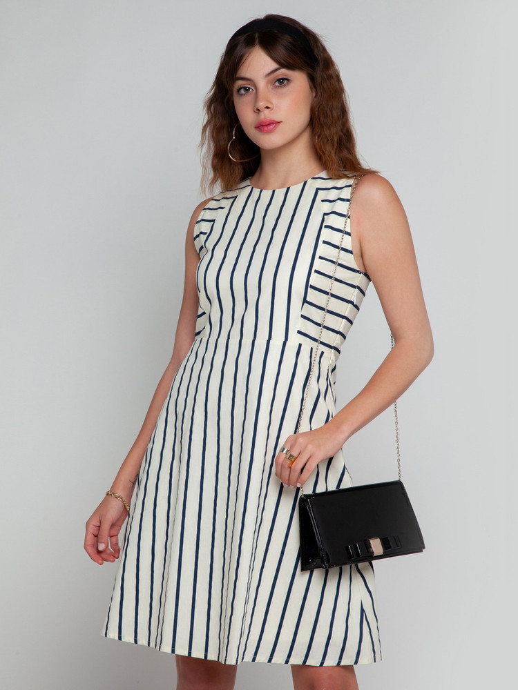 Zink london white dress shop
