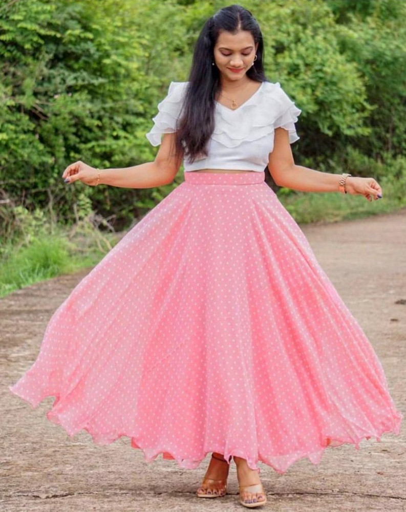 Pink skirt outfit xxl hotsell