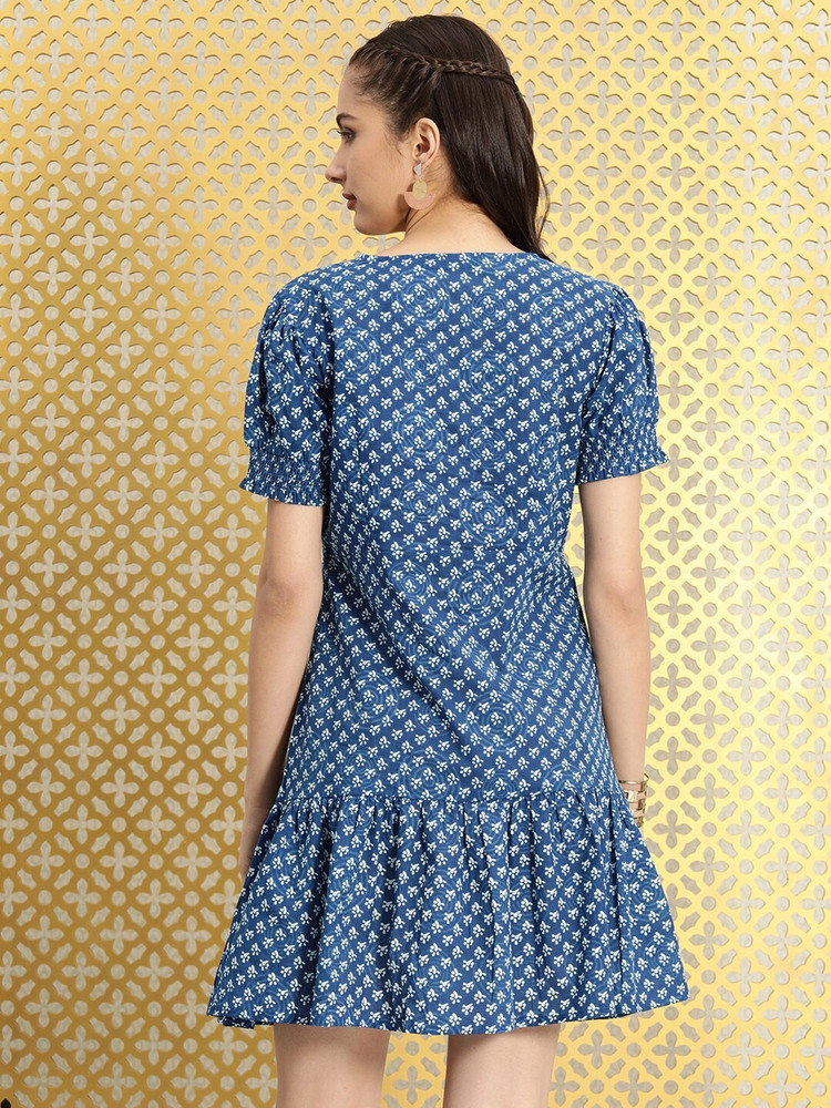 Discover 132+ house of pataudi dress best seven.edu.vn