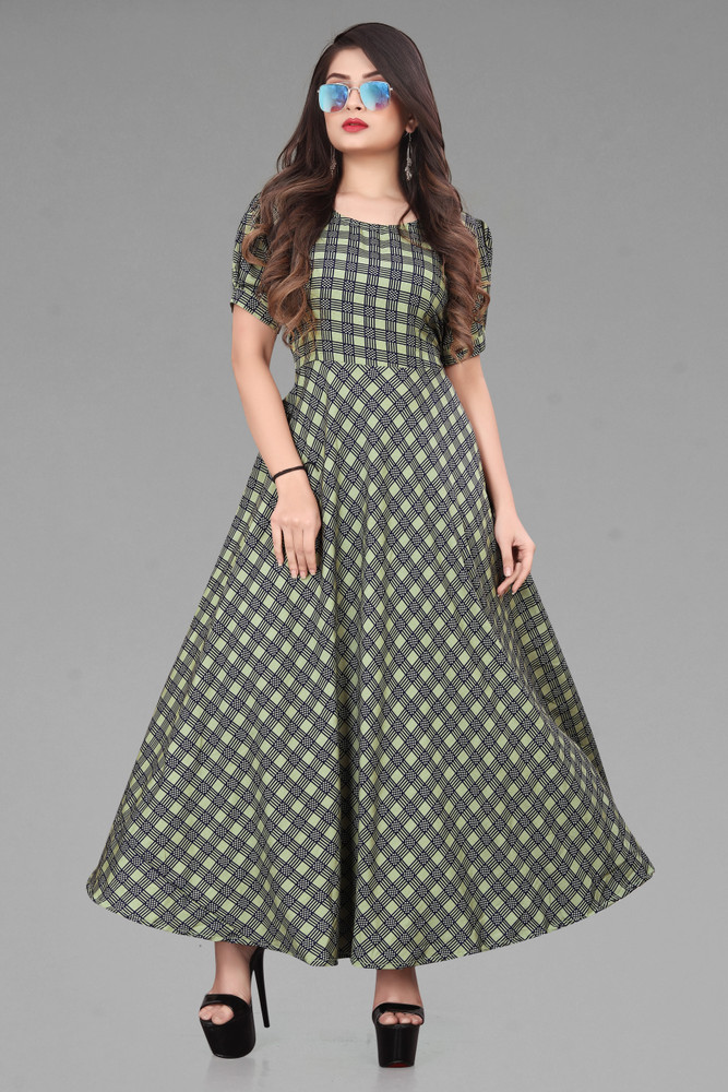 Tour ke liye dress store