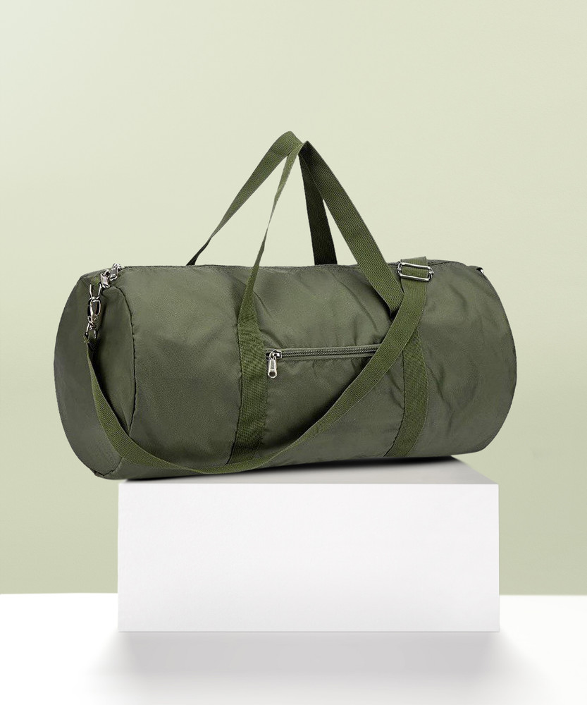 Share 70+ duffle bag vs gym bag latest xkldase.edu.vn