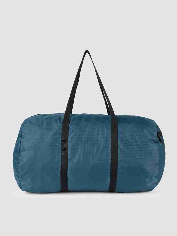 Wildcraft foldable duffle bag outlet