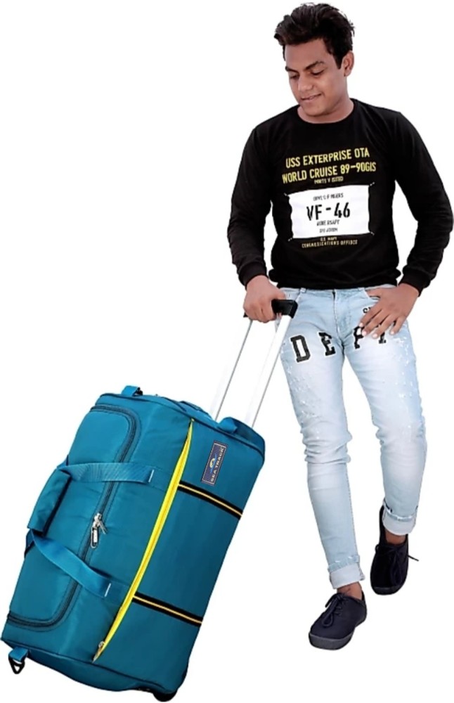 Aggregate 74+ stylish travel bags mens super hot esthdonghoadian