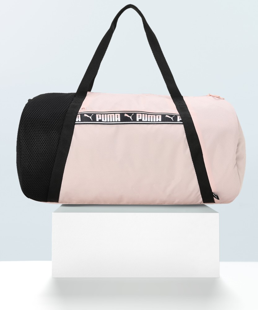 Puma pink 2025 duffle bag