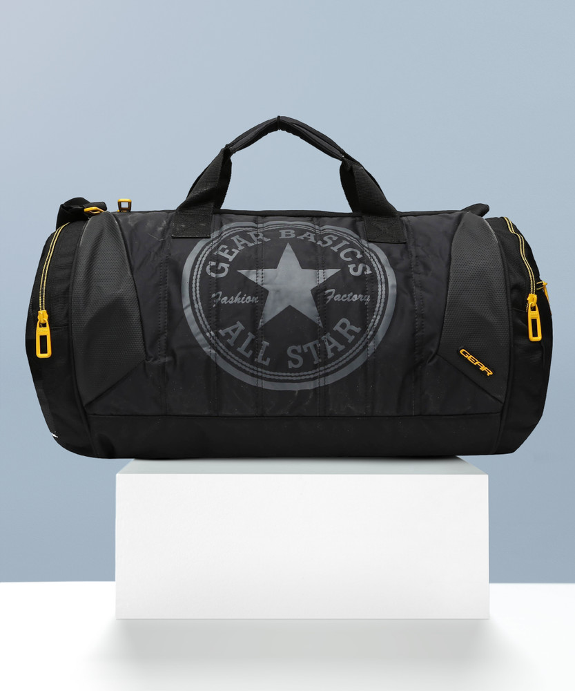 Share more than 136 converse duffle bag uk super hot esthdonghoadian